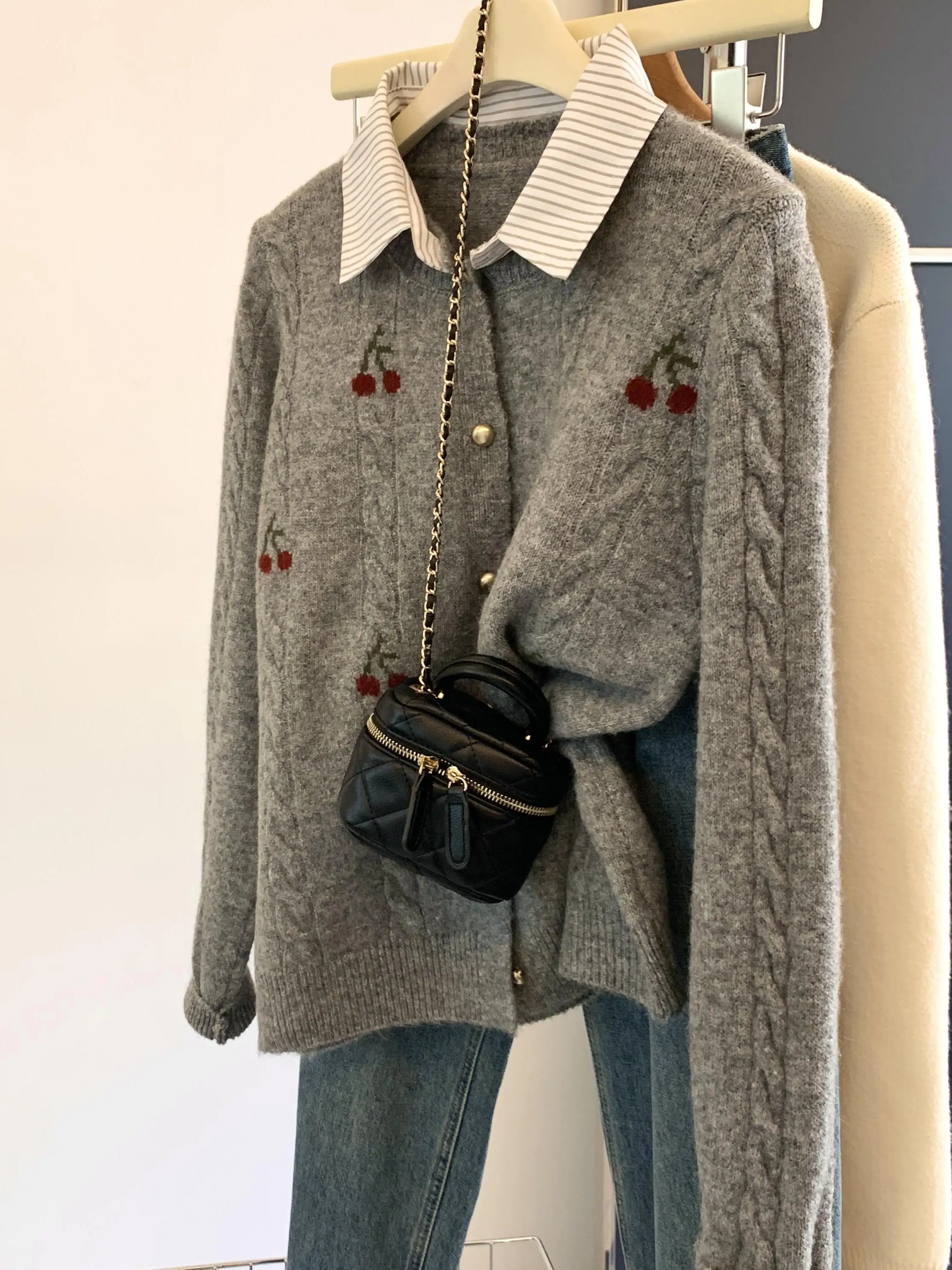 Embroidery Rose - Women's Loose Knitted Sweater Coat Shirt