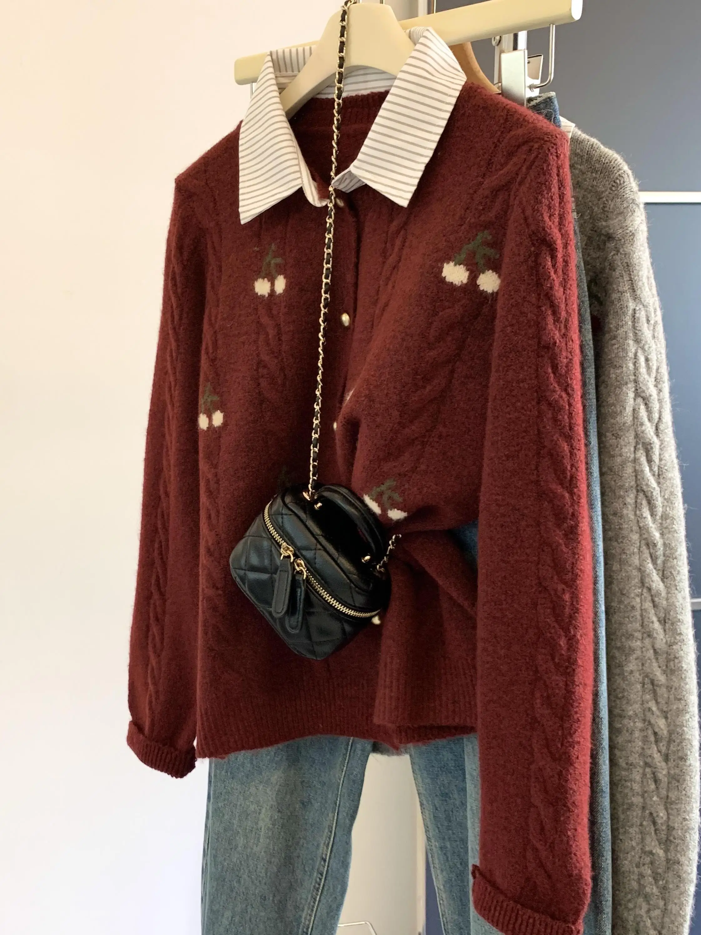 Women's Loose Knitted Sweater  - огляд і ціна Embroidery Rose