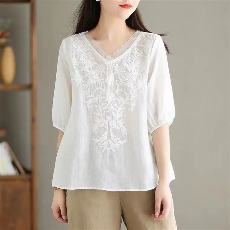 Retro Women Fashion V-neck Emb - огляд і ціна Embroidery Cotton Shirt